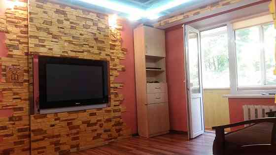 Оренда 3кімн. квартири  вул.Васильківська 2А, біля метро Голосіївська. Київ