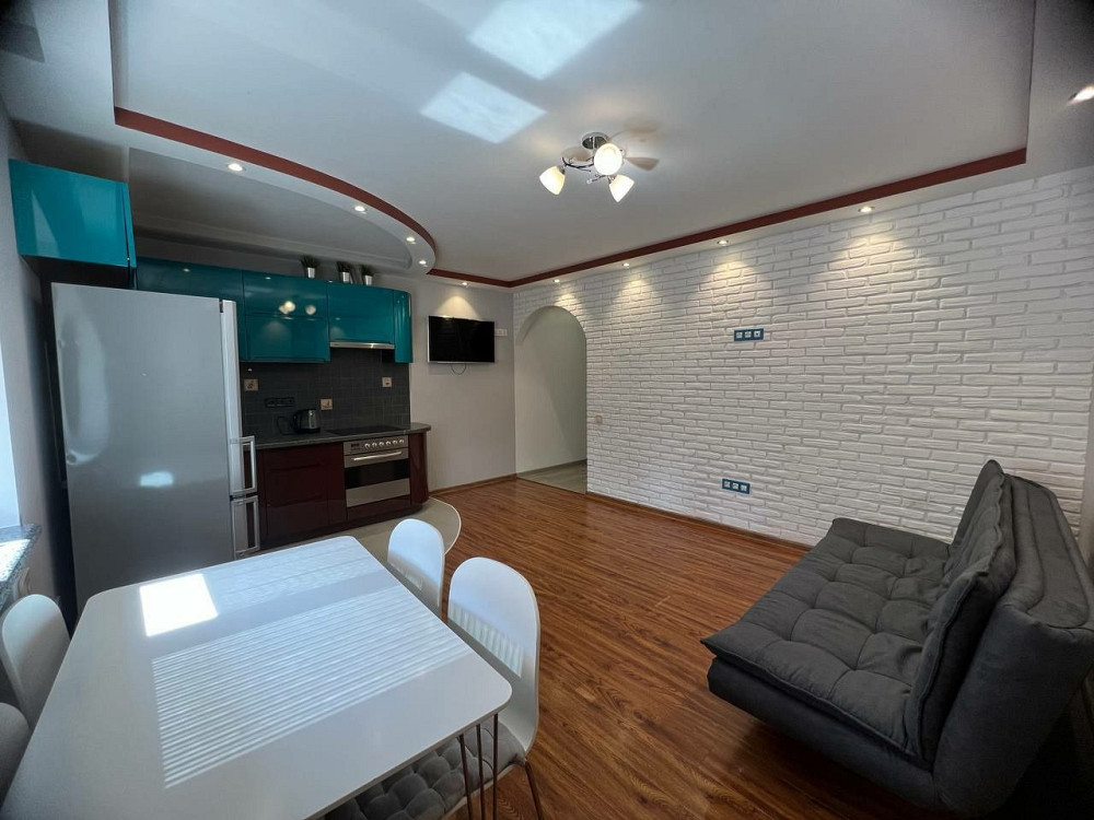 ‼️Вільна Оренда затишної 2 км.кв в Центрі міста Рівне - зображення 1