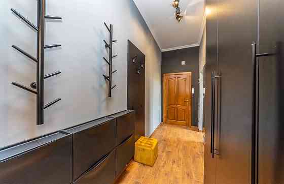 Оренда 2-к квартири з новим ремонтом на Подолі, Ярославська 2/9 Київ