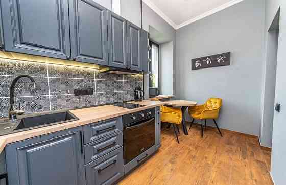 Оренда 2-к квартири з новим ремонтом на Подолі, Ярославська 2/9 Київ