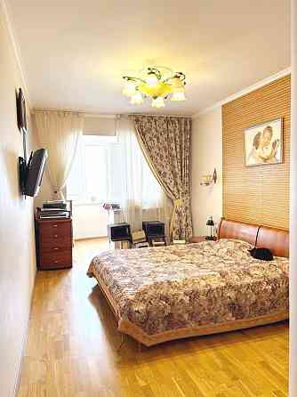 Оренда квартири Метро Позняки, Дарницький 1 кім. . окрема спальна Київ