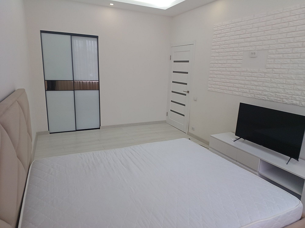 Сдам 2кв.,АО, сталинка центр пр.ктСвободы 21000грн Каменское (Запорожская обл.) - изображение 4