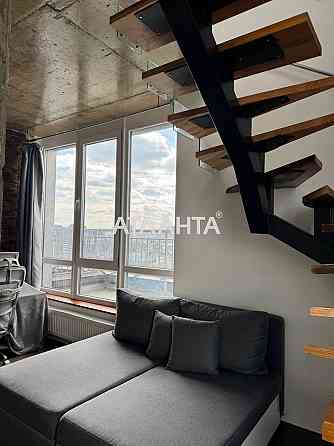 Дворівневий пентхаус з великою терасою та краєвидом на Високий Замок! Львов