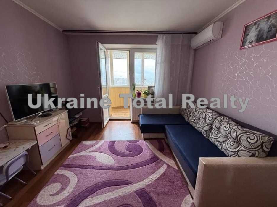 ТРОЕЩИНА! 2 кімнатна квартира з евроремонтом! Вул Данькевича 10 Київ - зображення 2