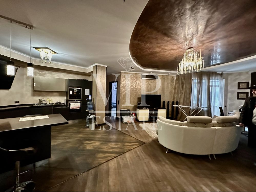 Продам 4 к.кв.,130 м.кв.,5/9, Свободы 36А (Иванова), Авантаж. Е-Сер+ Харьков - изображение 1