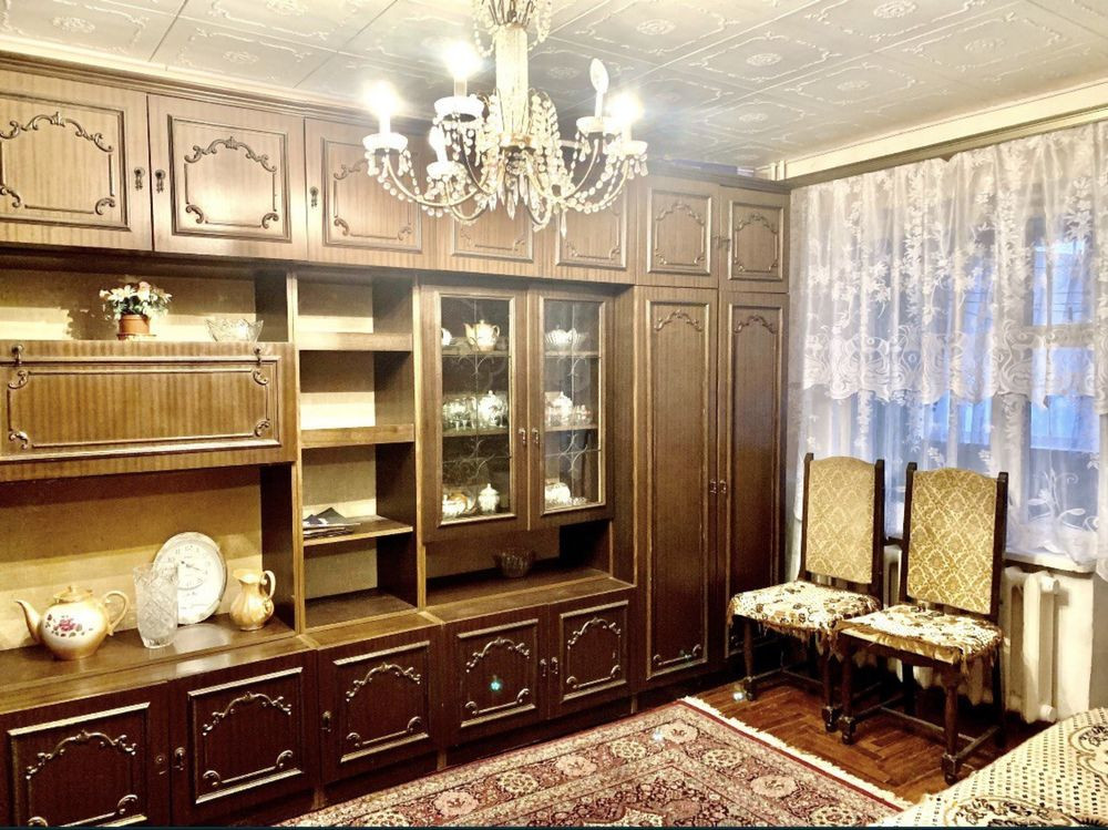 Продам 2 ком квартиру Южный 2-й мкр-н Коммунарский р-н Запорожье - изображение 1