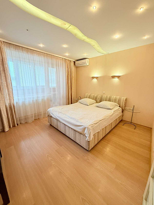 Здам 3-кімнатну квартиру в центрі Киев - изображение 1