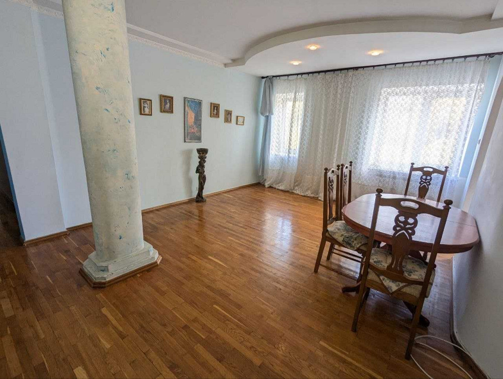 Оренда 3х соборна, ювілейний Рівне - зображення 3