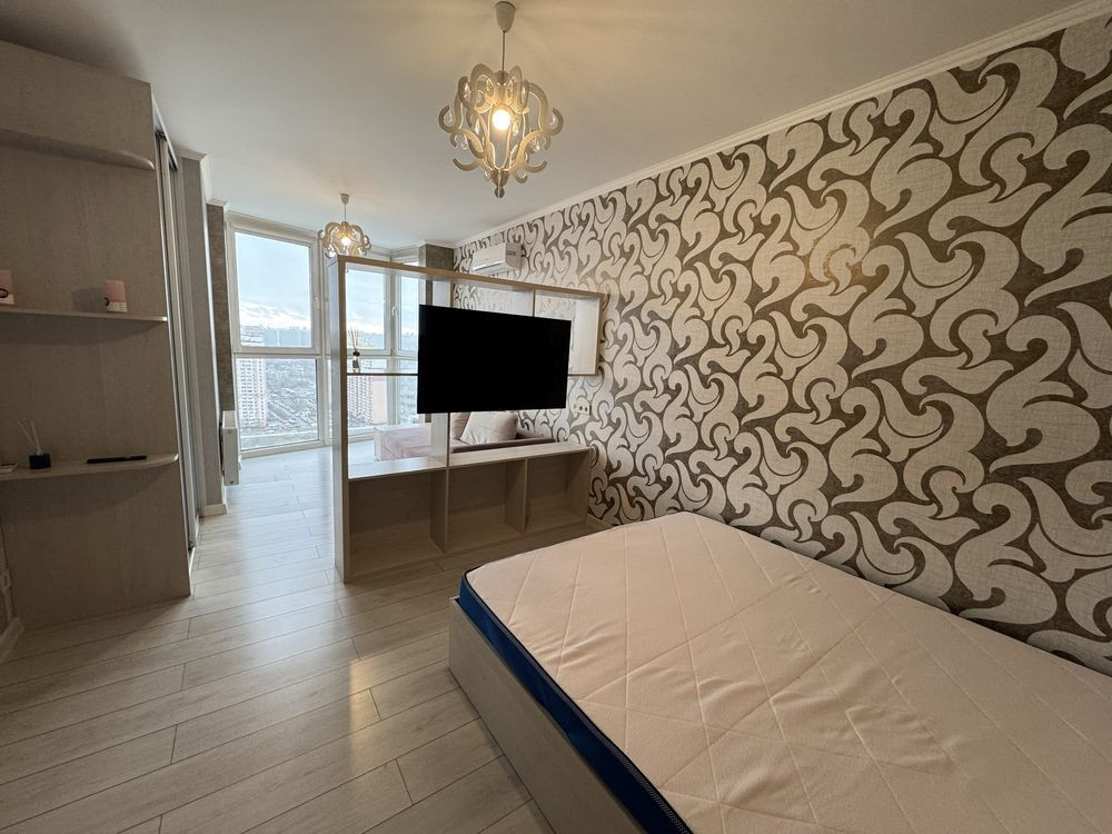 Оренда видової квартири драгоманова 2б Київ - зображення 2