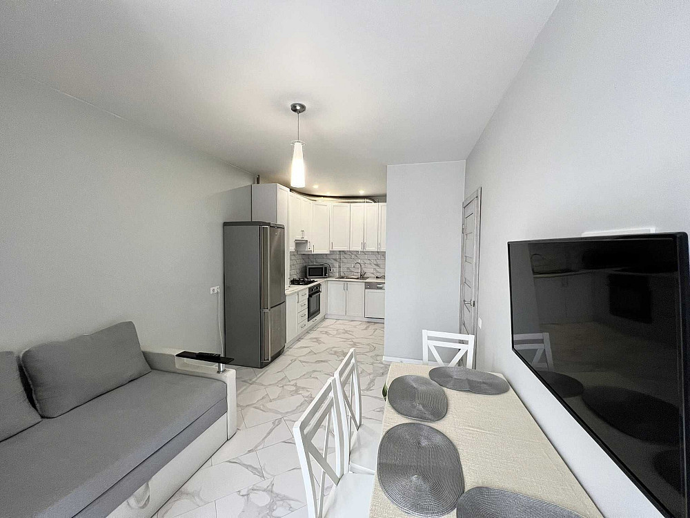 Оренда 1-кімн. квартири, ЖК "Семицвіт", вул. Шевченка Львов - изображение 1