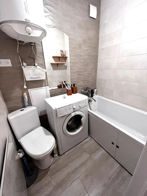 Продам 2-к квартиру на пр. Богдана Хмельницкого Днепр - изображение 1