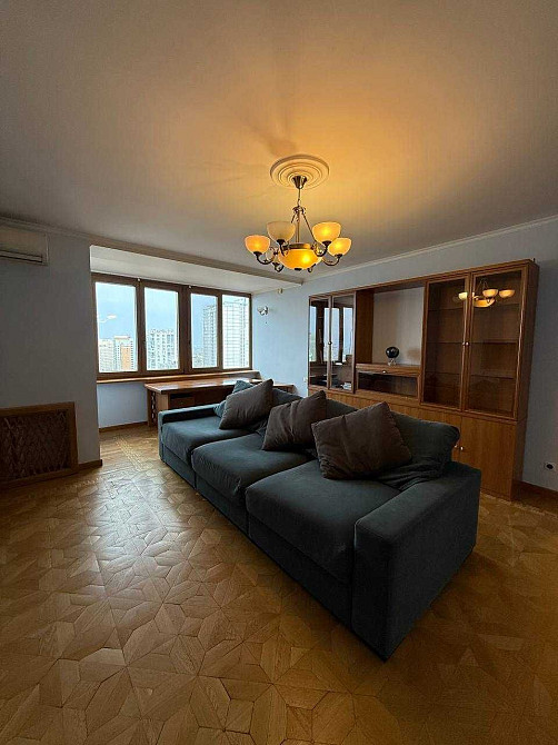 Большая 3-х  с ремонтом  у парка Шевченко с видом на Днепр Днепр - изображение 3