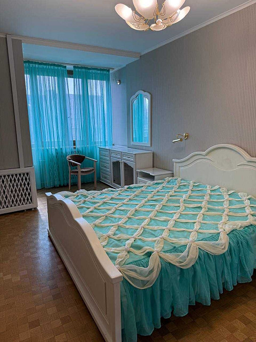 Большая 3-х  с ремонтом  у парка Шевченко с видом на Днепр Днепр - изображение 8