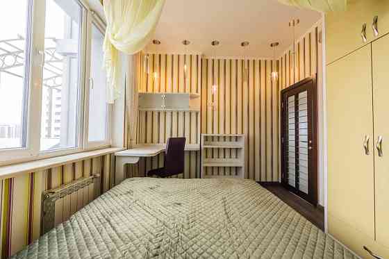 Якісна сімейна квартира з видом на Дніпро Рівер Стоун River Stone Київ