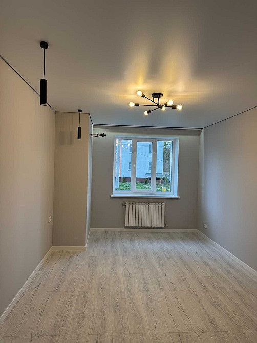 Продам 1 комн квартиру с  дорогим ремонтом  ЖК Мира -2 метро ХТЗ OA Харьков - изображение 1