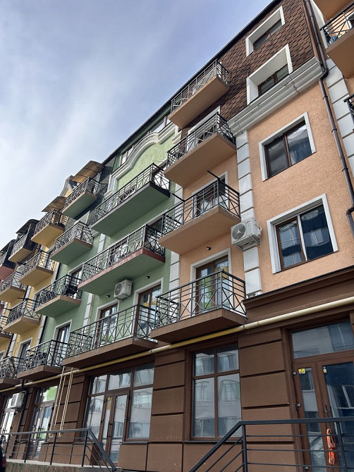 Велика 2к квартира з балконом та гардеробною! Мінімальне оформлення! Буча - изображение 1