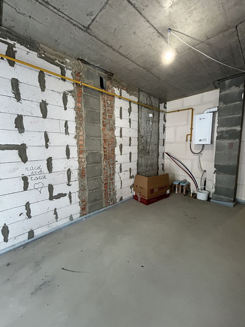 Велика 2к квартира з балконом та гардеробною! Мінімальне оформлення! Буча - изображение 7