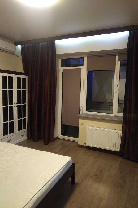 Сдам двухкомнатную квартиру 75 кв. м в Центральном районе г. Днепр Днепр - изображение 1