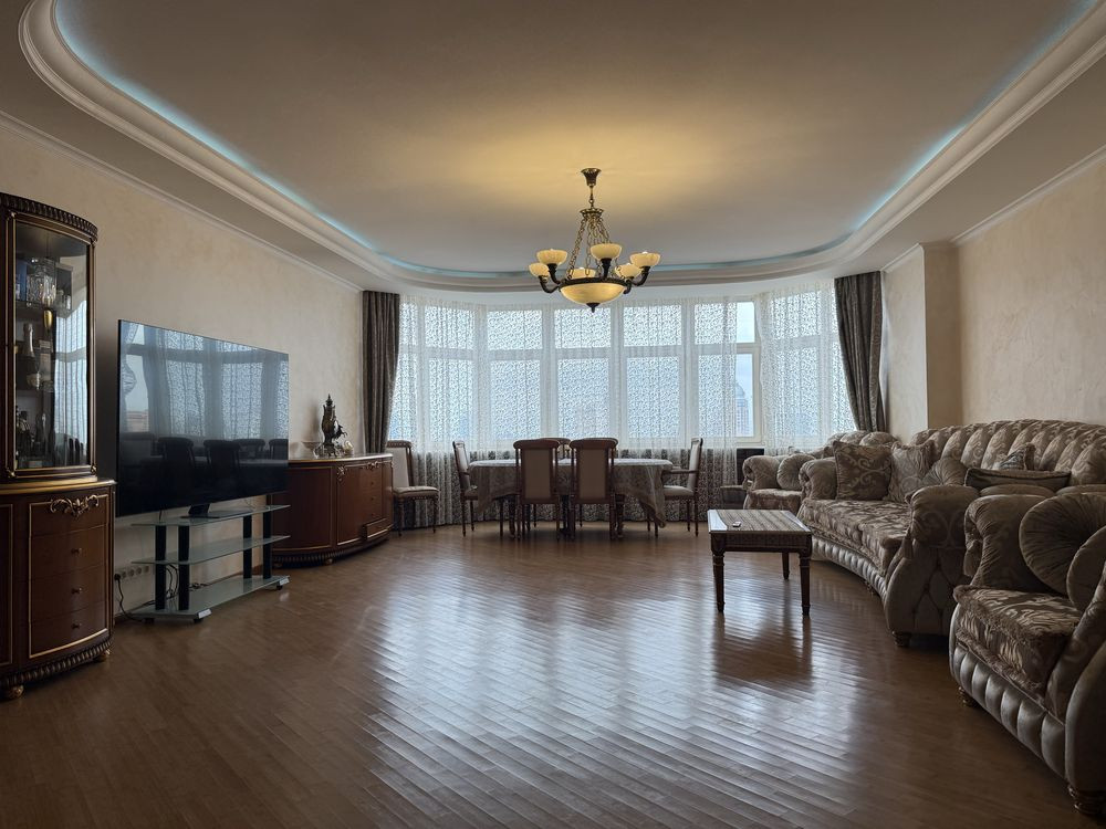 Печерськ , продаж видової квартири  Є.Коновальца 36 Київ - зображення 3