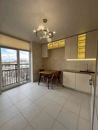 Оренда 2 кімнатної квартири (+кабінет) по вул Шевченка, ЖК Семицвіт Львов