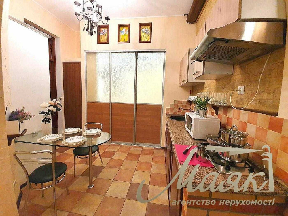 Аренда 2-х комнатной квартиры по ул.Малая Житомирская 16\3, Центр Киев - изображение 5