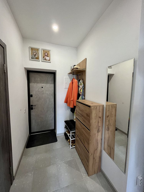 1к з ремонтом! Центр міста! Мінімальне оформлення! Балкон! Ирпень - изображение 6