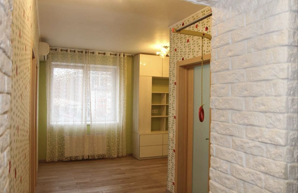 Продаж великої 3 кімнатної квартири на Софіївській Борщагівці Софиевская Борщаговка - изображение 1