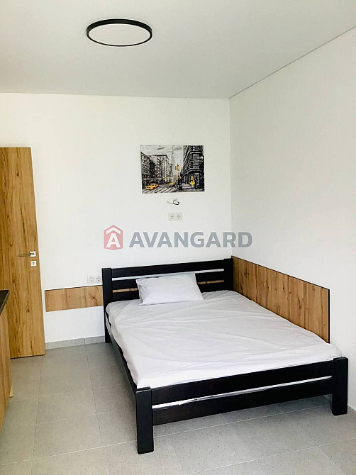 Оренда студії біля метро Вирлиця, ЖК Метро парк, вул. Кам'янська, 123 Київ - зображення 1