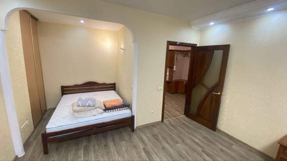 Метро Позняки-550м., 1к-кв, вул. П. Григоренка 30. Київ - зображення 2