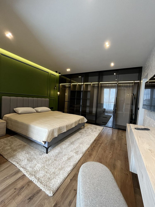 Калинов слобод2виглядом на озеро-дуже стильна,укомплектов,перша здача. Крихівці - зображення 6