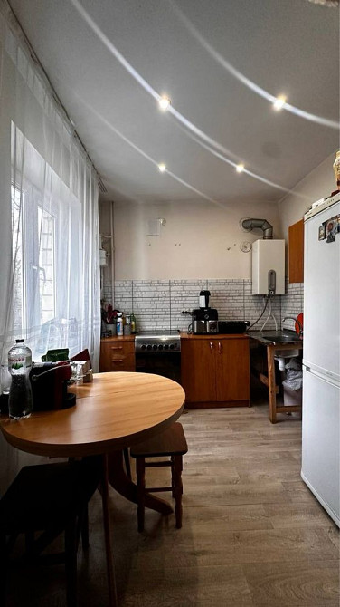 Здам 2х кімнатну, КОПЕРНИКА (НЕБЕСНОЇ СОТНІ), є засклений БАЛКОН! Черновцы - изображение 2