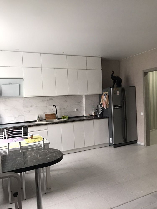 Продам2 кімнатну квартиру жк САВАНА СІТІ Бровары - изображение 2