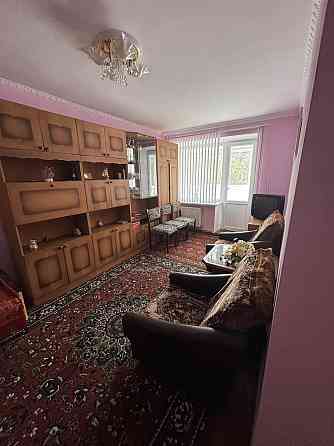 Продам 2 кім , квартиру 2/5, 9 школа, "Мрія" Кропивницький