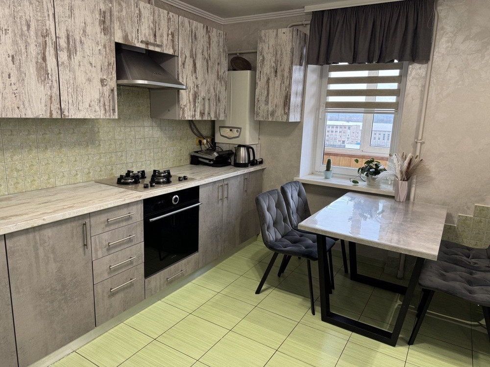 4-ох кімнатна квартира Коломия - зображення 8