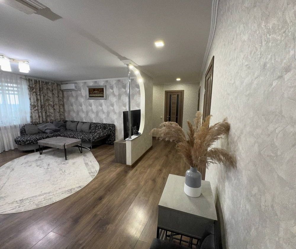 4-ох кімнатна квартира Коломия - зображення 6