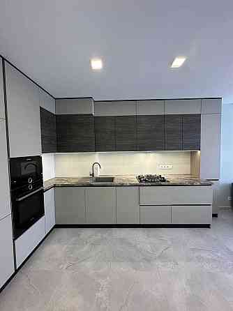 Продаж 1 кім.квартири + кухня-вітальня ЖК Хвиля Lux
вул. Львівська,37 Брюховичи