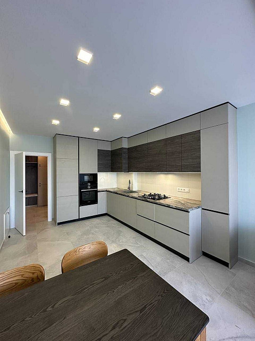 Продаж 1 кім.квартири + кухня-вітальня ЖК Хвиля Lux
вул. Львівська,37 Брюховичі - зображення 1