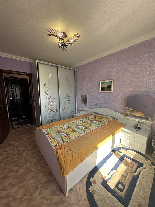 Продам 2-комн ЛУЧШИЙ 3 этаж л/б YANOVA Кам`янське (Запорізька обл.) - зображення 1