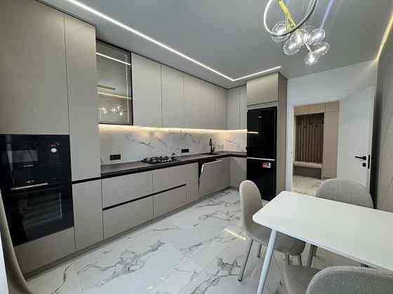 Простора квартира на березі озера Ивано-Франковск