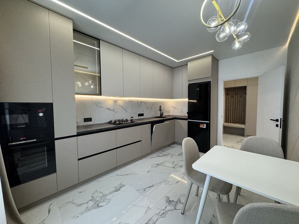 Простора квартира на березі озера Ивано-Франковск - изображение 1