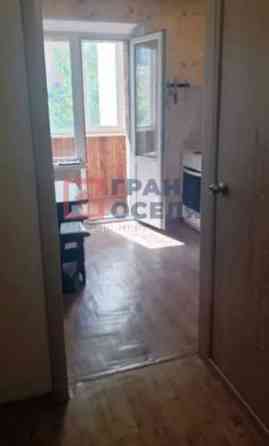 Однокімнатна 42 кв.м вул.Доброхотова, 17, 2/17 поверх,400 метрів метро Київ