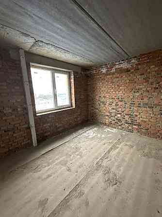 Продається 2-во кім квартира кухня-студія.Вул.Трускавецька Львов