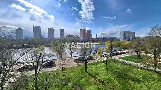 Продаж 3 кімнатної квартири з ремонтом, Березняки, проспект Тичини Київ