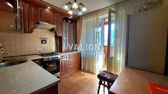 Продаж 3 кімнатної квартири з ремонтом, Березняки, проспект Тичини Київ