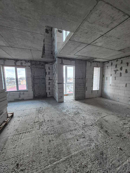 продаж дворівневої квартири в новобудові, центр міста Умань - зображення 1