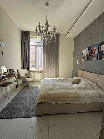 Продаж 4 кім. квартири 98 м2, вул. Стрийська, м.Дрогобич Дрогобич