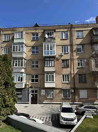 Продаж  2- х кім кв, Київ, Печерський р-н, вул. Бойчука 4 Київ