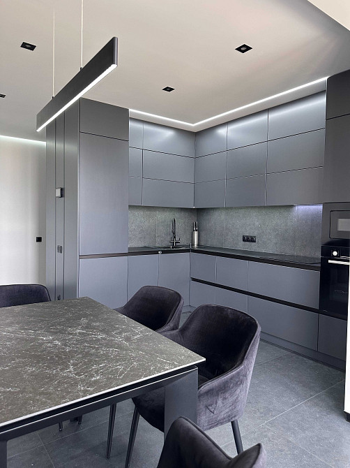 Липки , шикарна  видова на озеро квартира, кухня студіо Ивано-Франковск - изображение 7