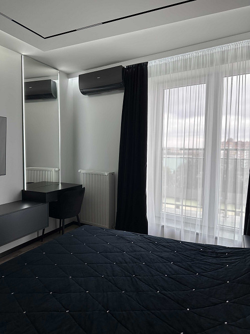 Липки , шикарна  видова на озеро квартира, кухня студіо Ивано-Франковск - изображение 2