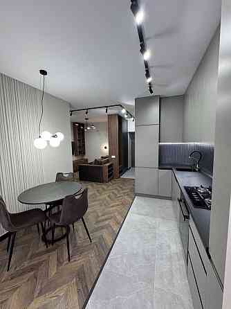 Центр, Стильна 1,5кімн., з кухня, вітальня та спальня, гардеробна Ивано-Франковск